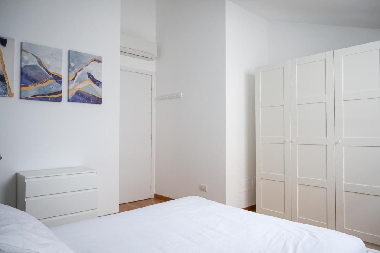 Apartmán Trilocale Zona Farini/Isola Milán Exteriér fotografie
