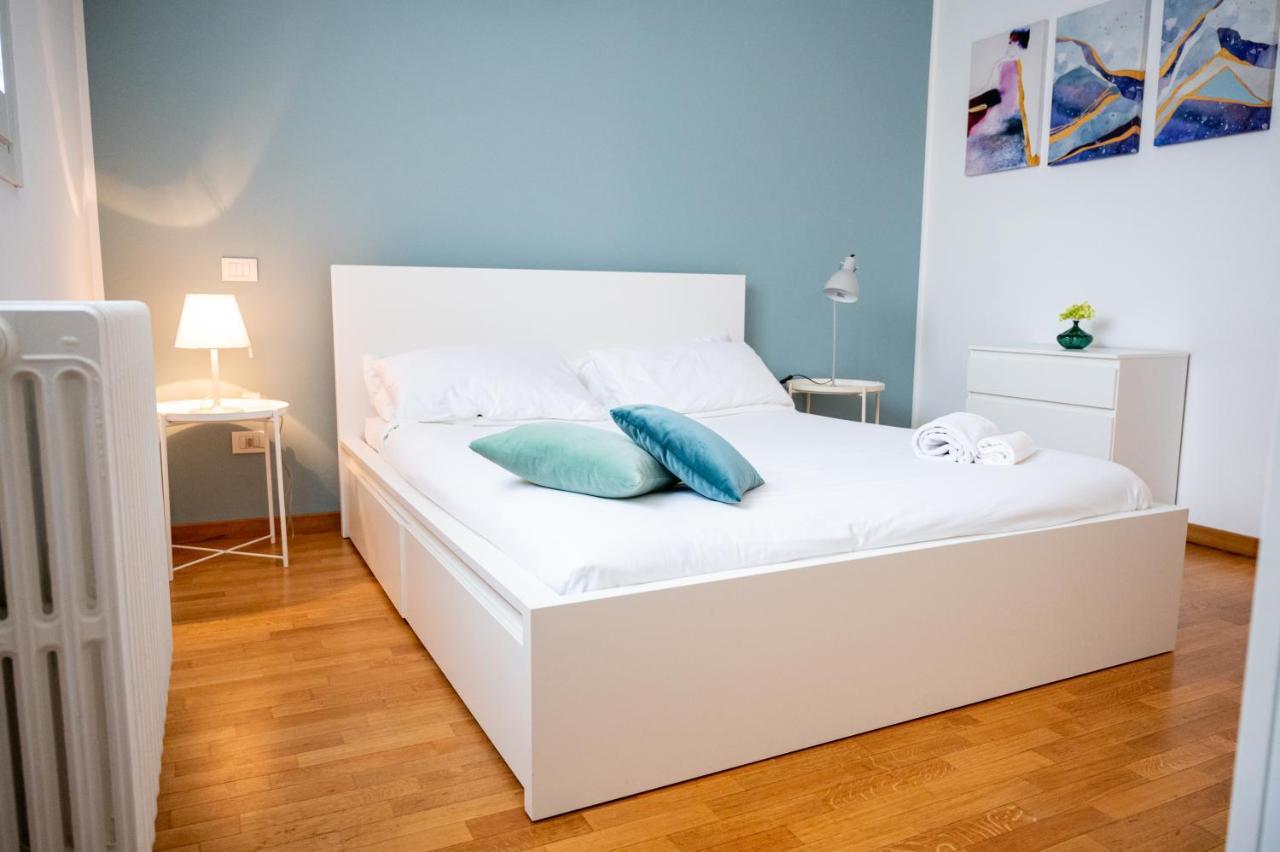 Apartmán Trilocale Zona Farini/Isola Milán Exteriér fotografie